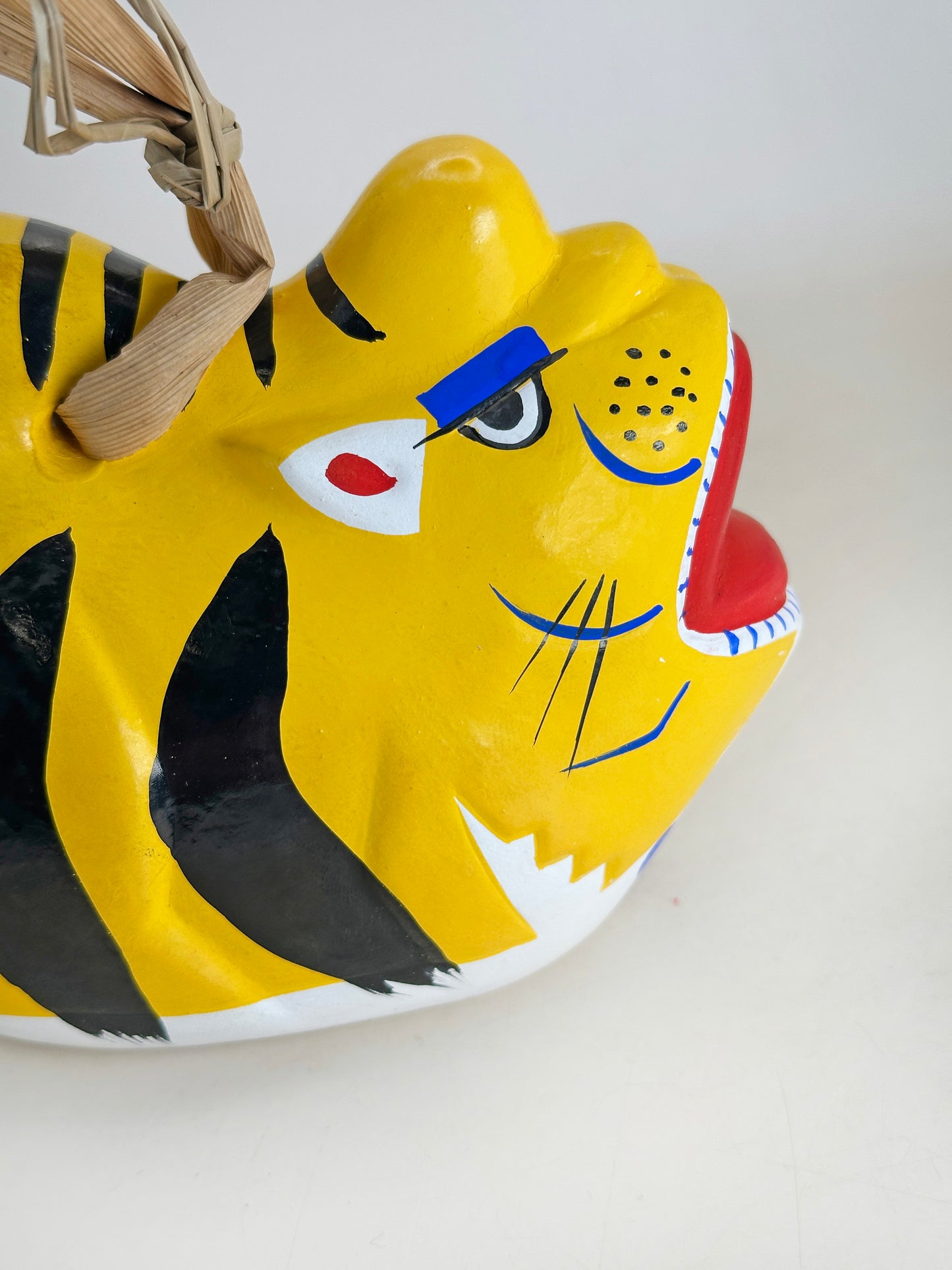 CB259 - Dorei Clay Bell of Tiger Nogomi Ningyō のごみ人形