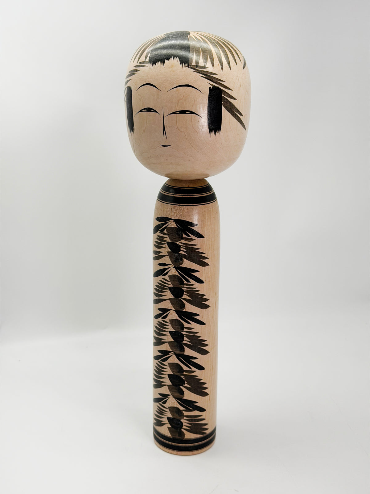 K45003 - Togatta Kokeshi by Tetsuro Sato 佐藤哲郎