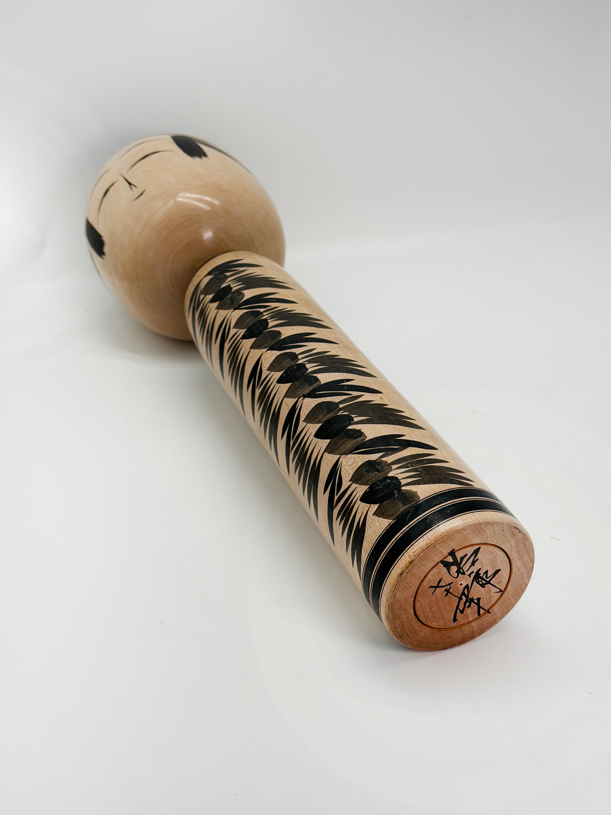 K45003 - Togatta Kokeshi by Tetsuro Sato 佐藤哲郎