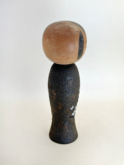 K20152 - Sosaku kokeshi by Kiyohara Takao 清原たかを