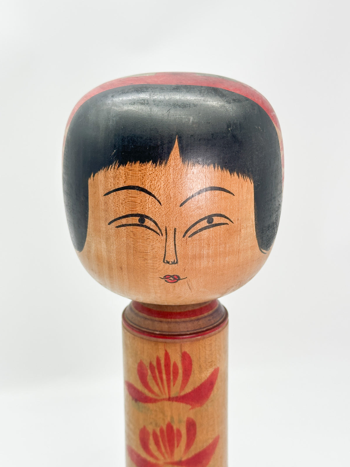 K35023 - Traditional Hijiori Kokeshi by Juunosuke Sato 佐藤重之助