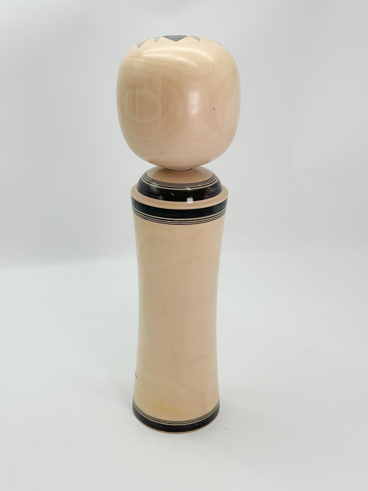 K35028 - Naruko Kokeshi by Toshio Sato 佐藤俊雄