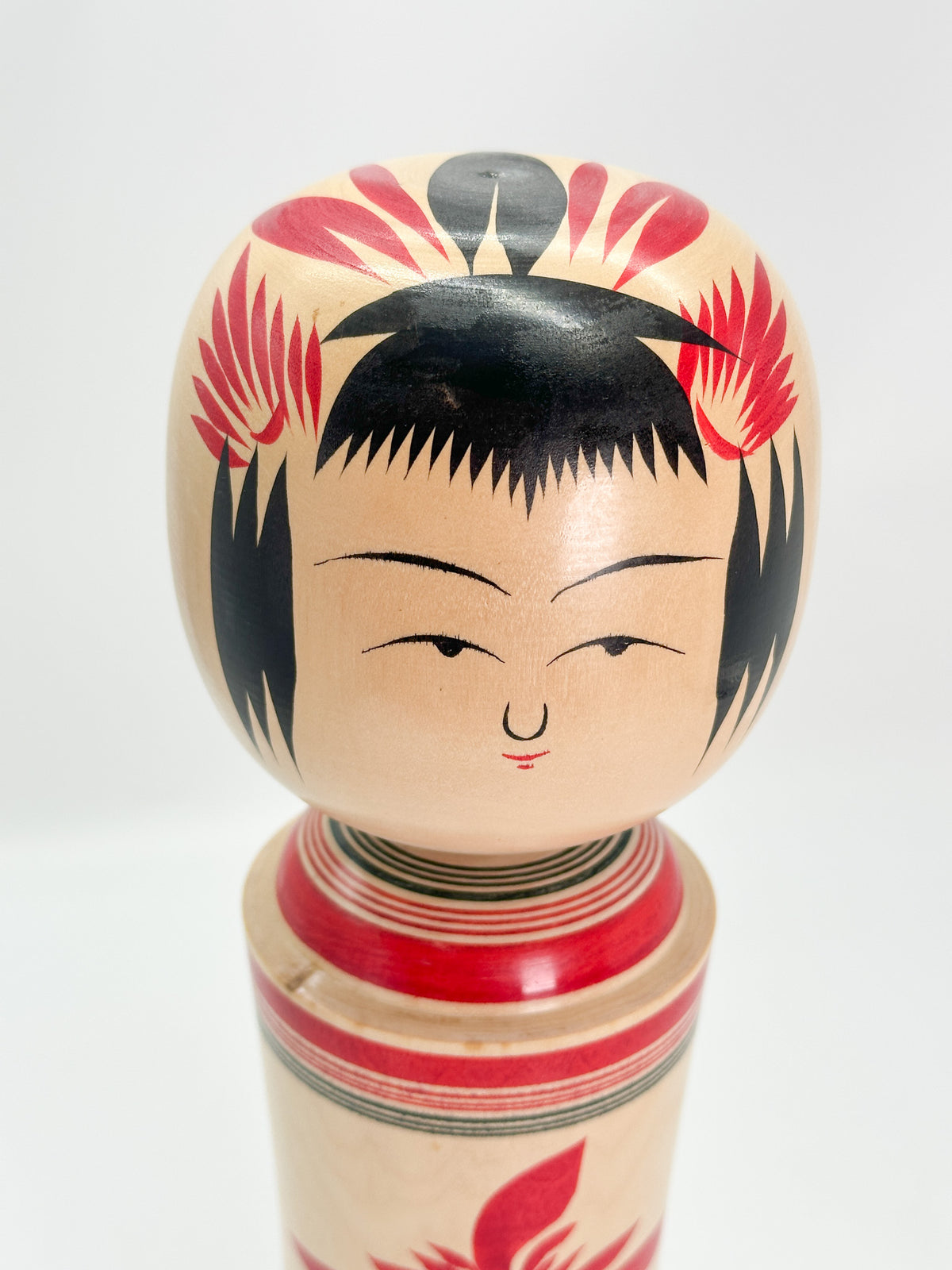 K35029 - Naruko Kokeshi by Toshio Sato 佐藤俊雄