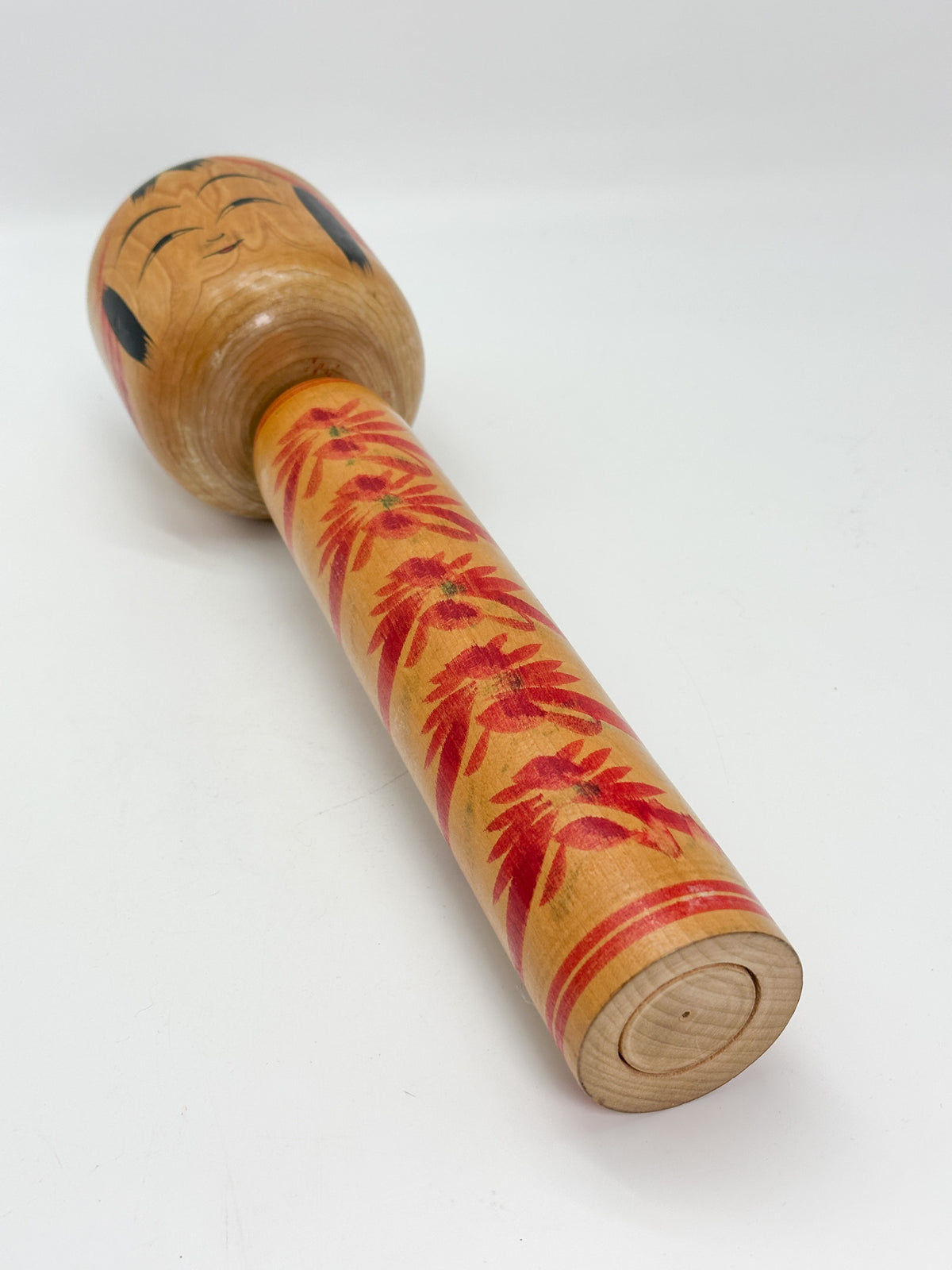K35030 - Traditional Togatta kokeshi by Fumio Sato 佐藤文男