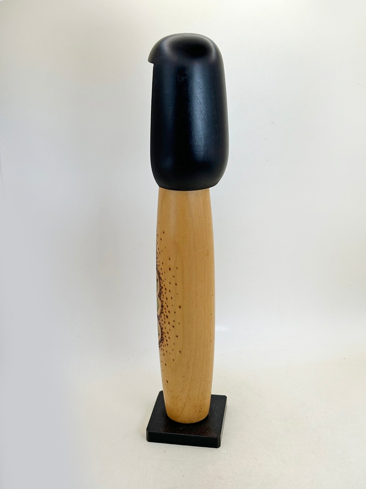 K30045 - Sosaku kokeshi by Kazuo Takamizawa 高見沢一夫