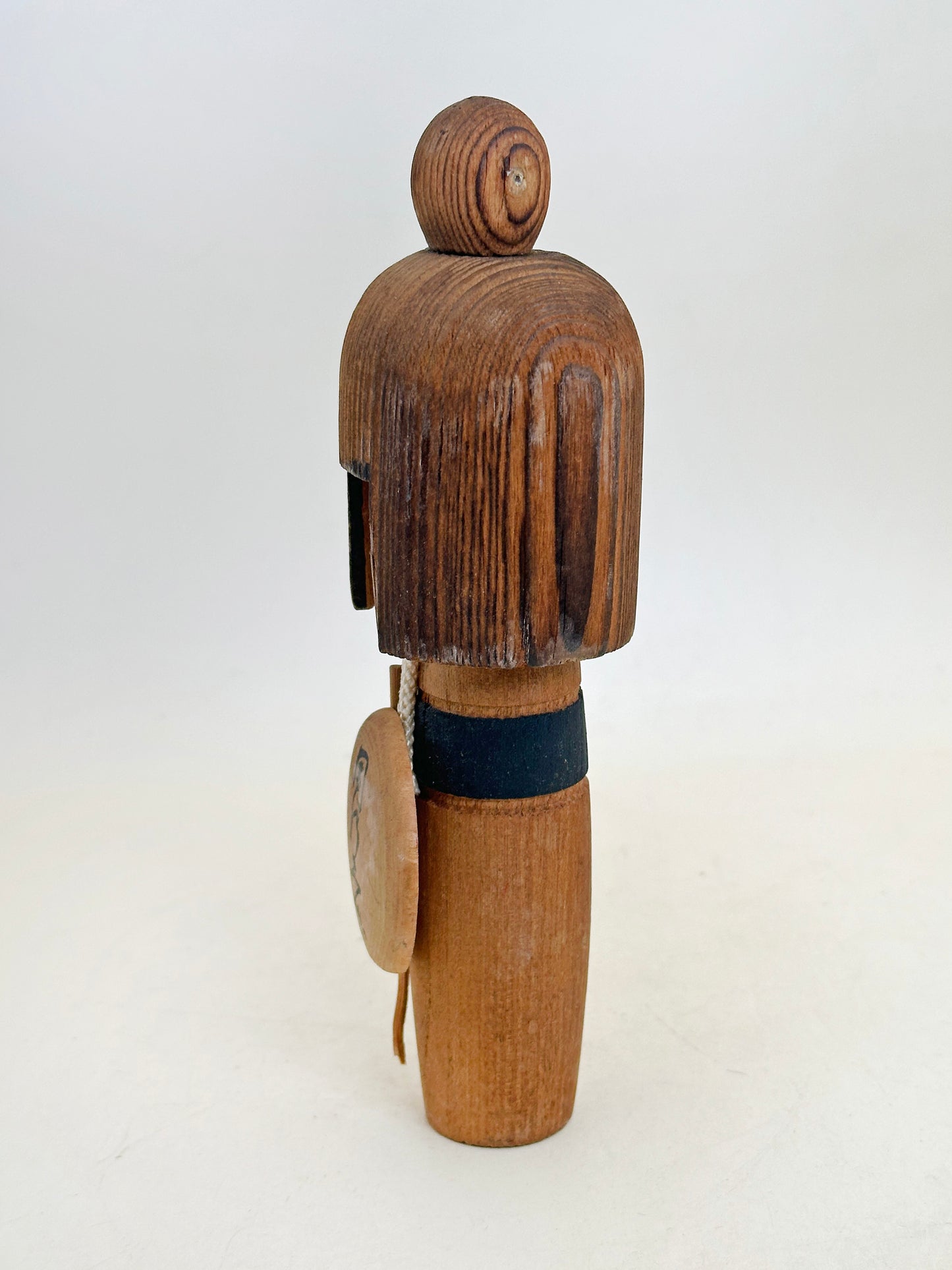 K15155 - Sosaku kokeshi by Yoshida Seiho 吉田斉穂