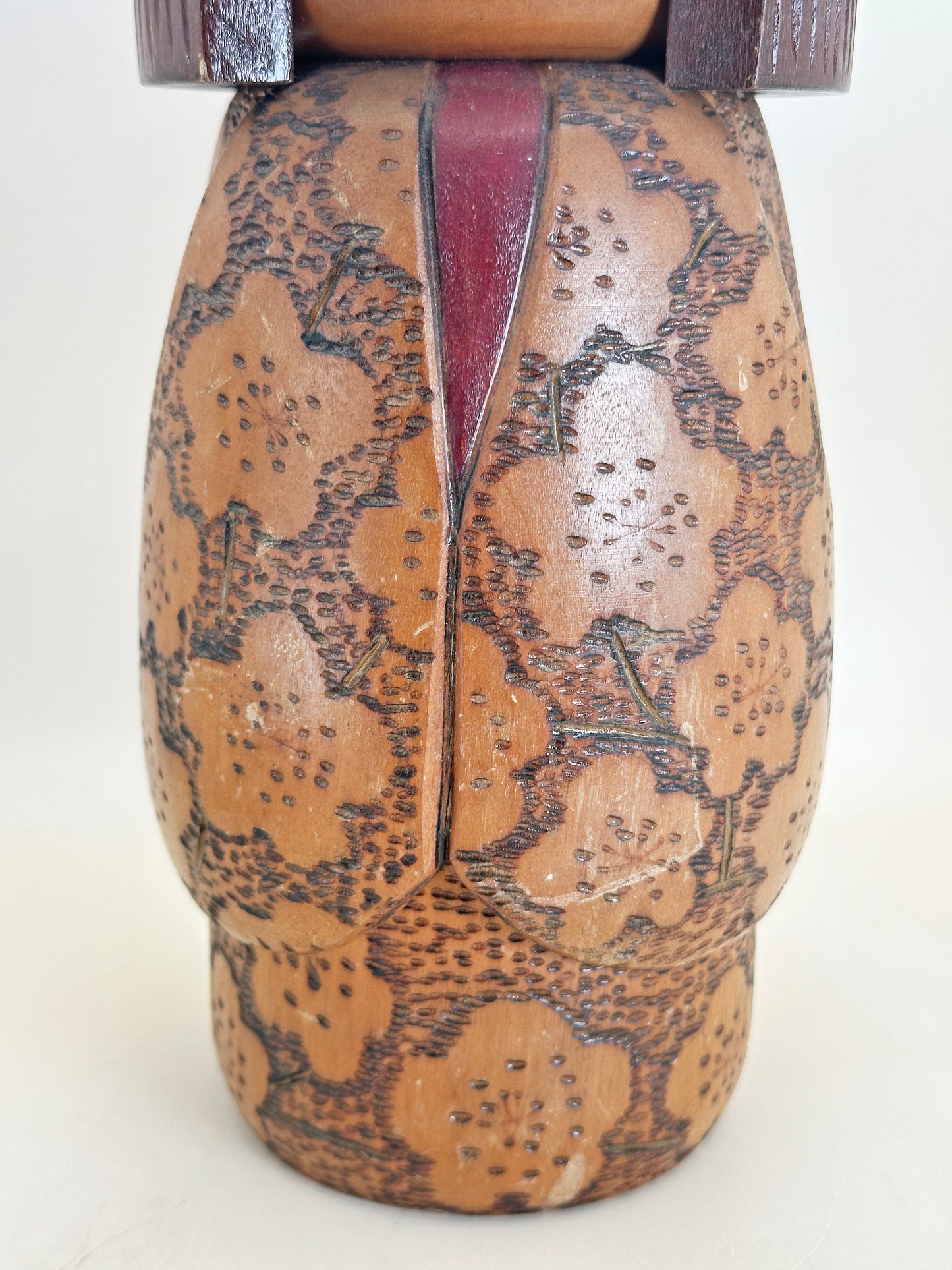 K25112 - Sosaku Kokeshi by Yoshio Ohtani 大谷良夫