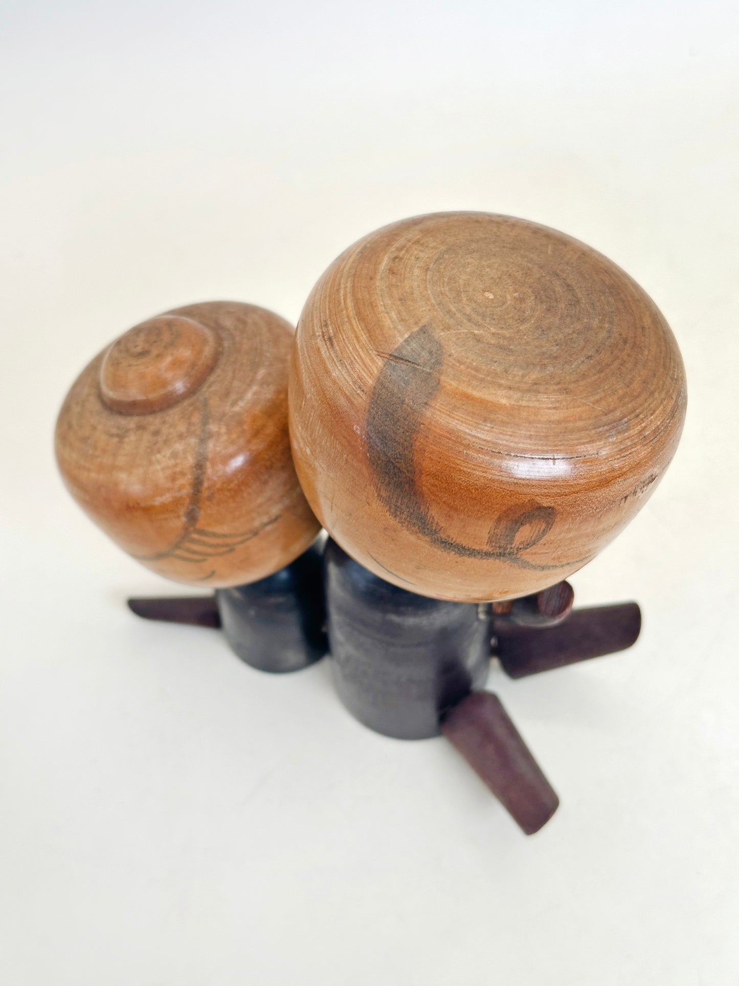 K15156 - Sosaku kokeshi by Yajima Suiho 矢島翠峰