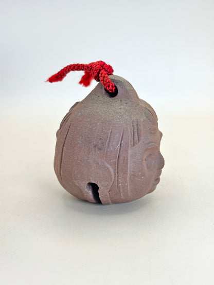 CB169 - Bizen-yaki Clay Bell – Momotarō Motif 桃太郎