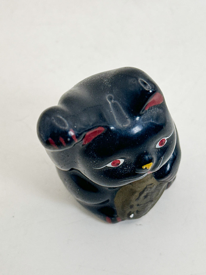 FT614 - Black Maneki Neko Clay Figurine 土人形