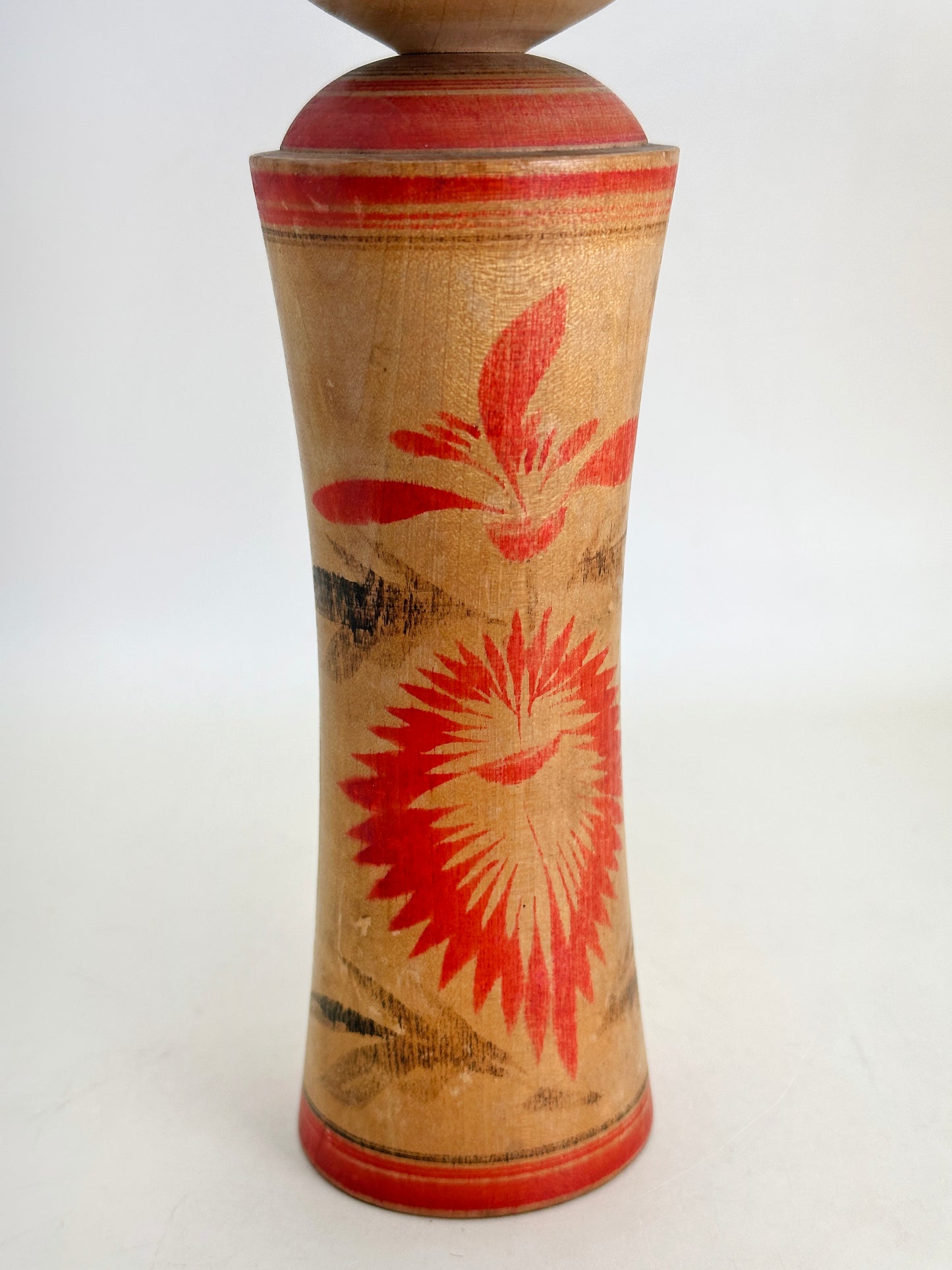 K20123 - Naruko Kokeshi by Toshio Sato 佐藤俊雄