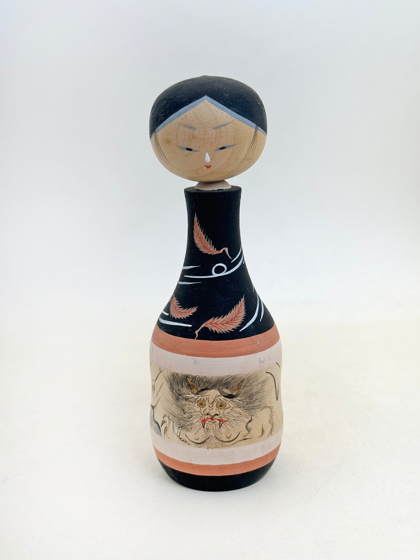 K10224 - Sosaku Kokeshi by Roshū 露秋