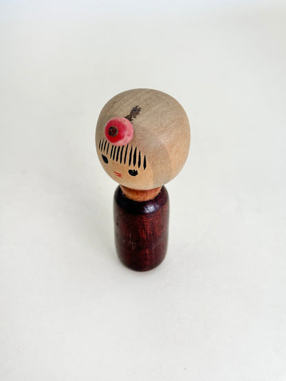 K05058 - Sosaku Kokeshi Doll by Asami 朝見