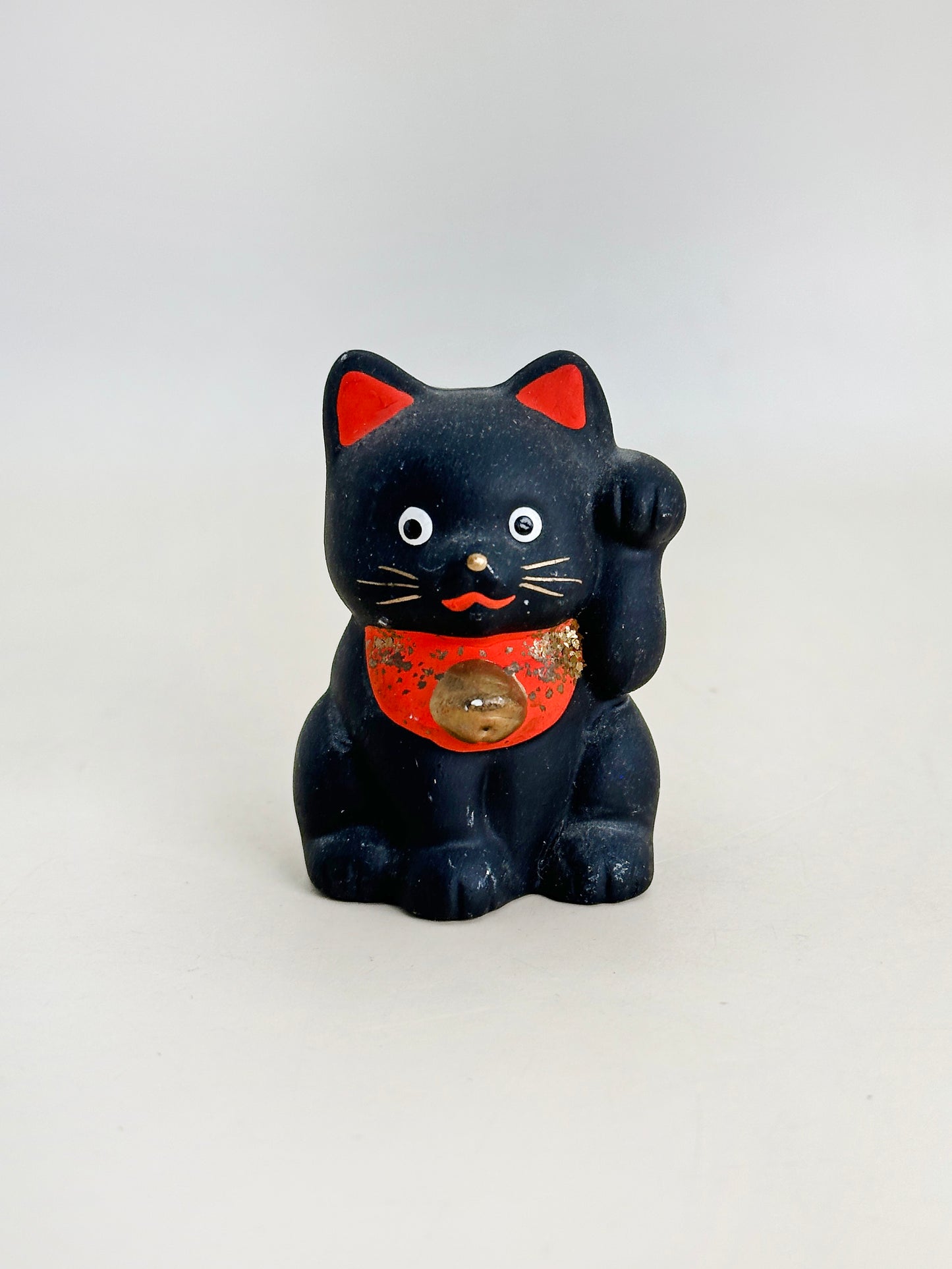 FT326 - Black Lucky Cat Maneki-neko by Shōhō 昭峰
