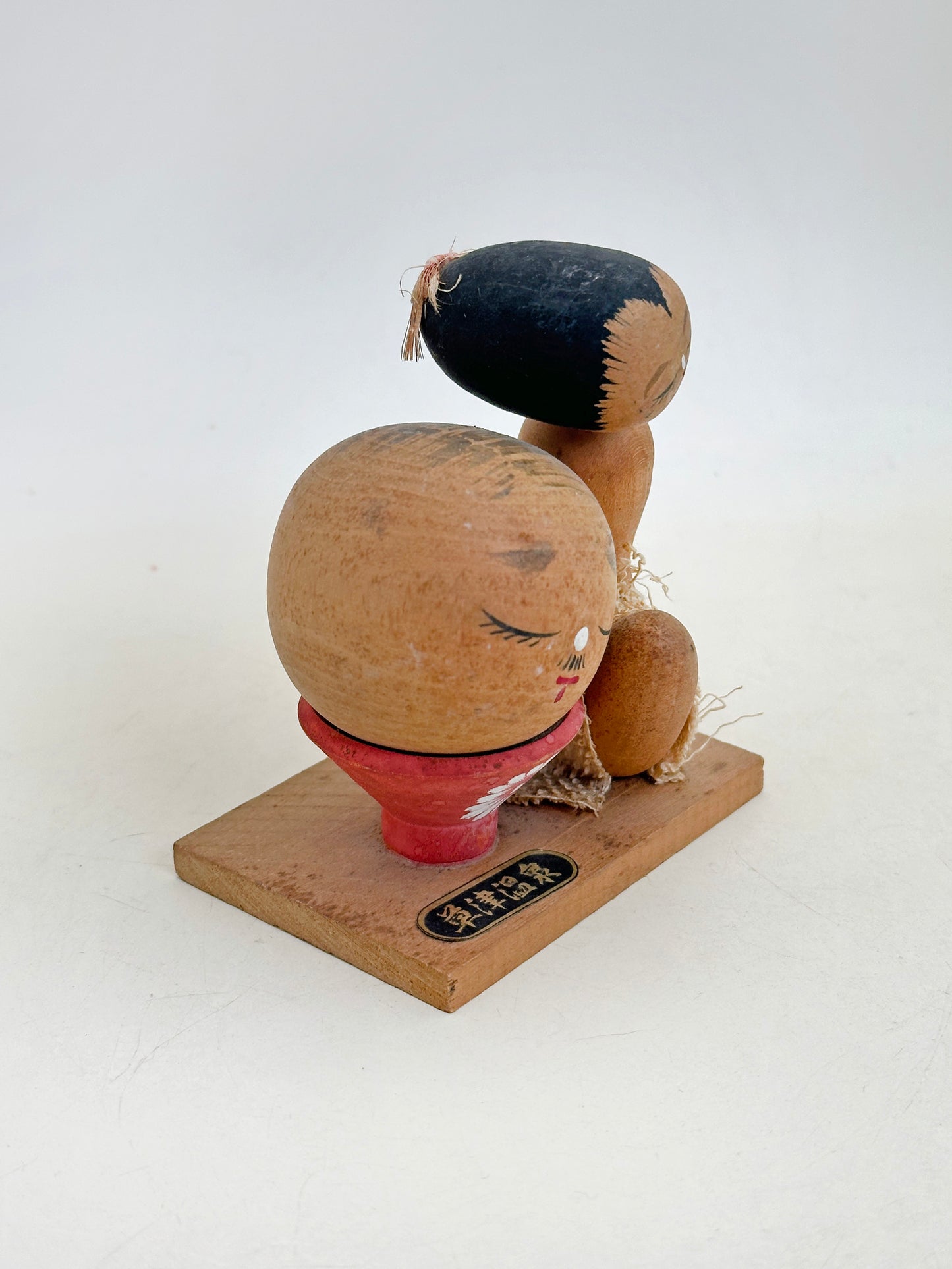 K10225 - Omiyage Kokeshi from Kusatsu Onsen 草津温泉