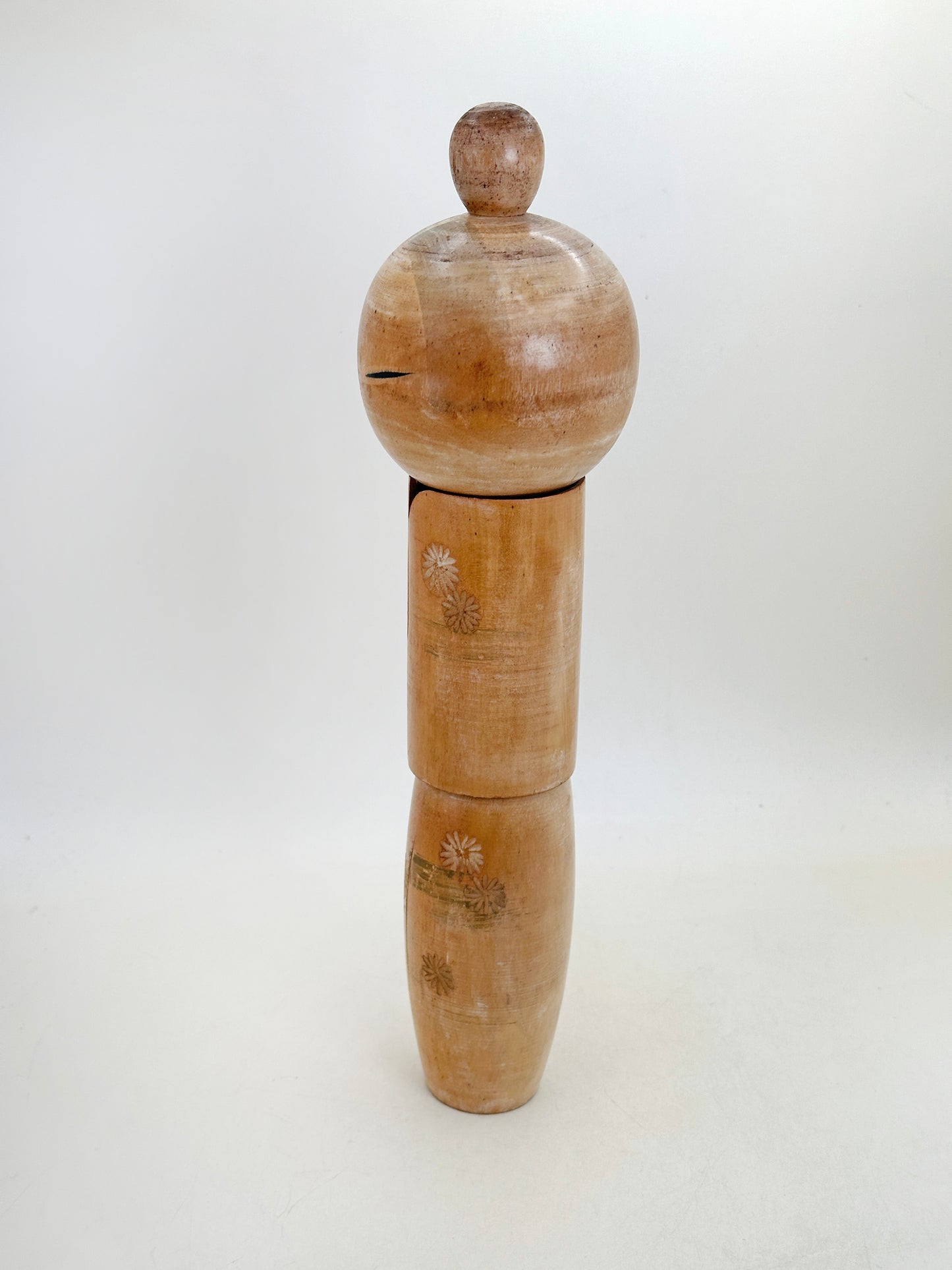 K25176 - Sōsaku Kokeshi by Kishi Sadao 岸貞男