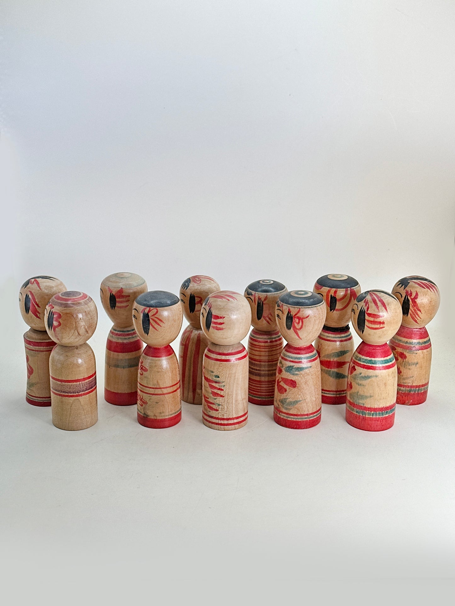 K10183 - Set de Kokeshi Tradicionales Dento 伝統こけし