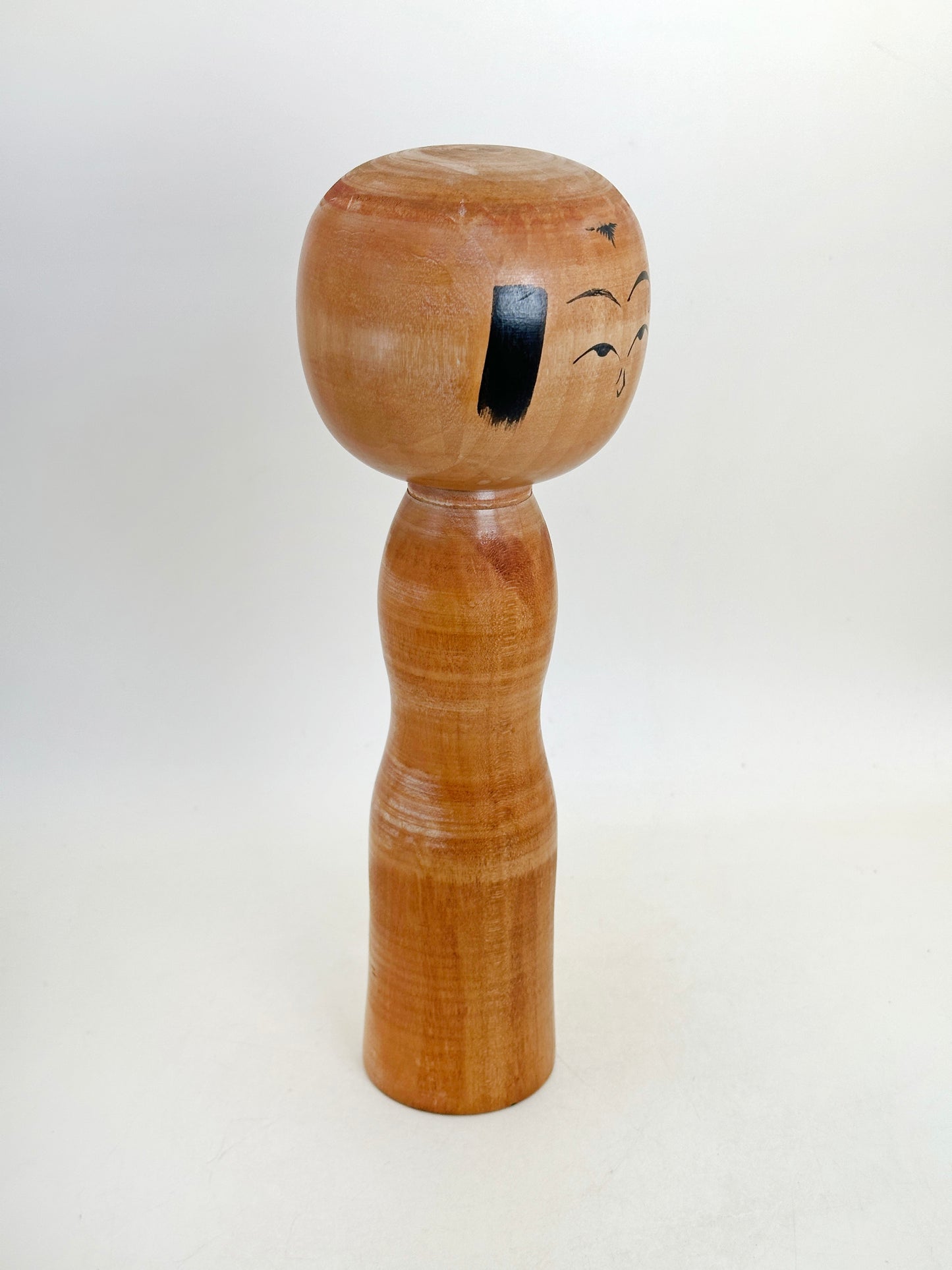 K25180 - Yajirō Kokeshi by Hisashiro Niiyama 新山久城