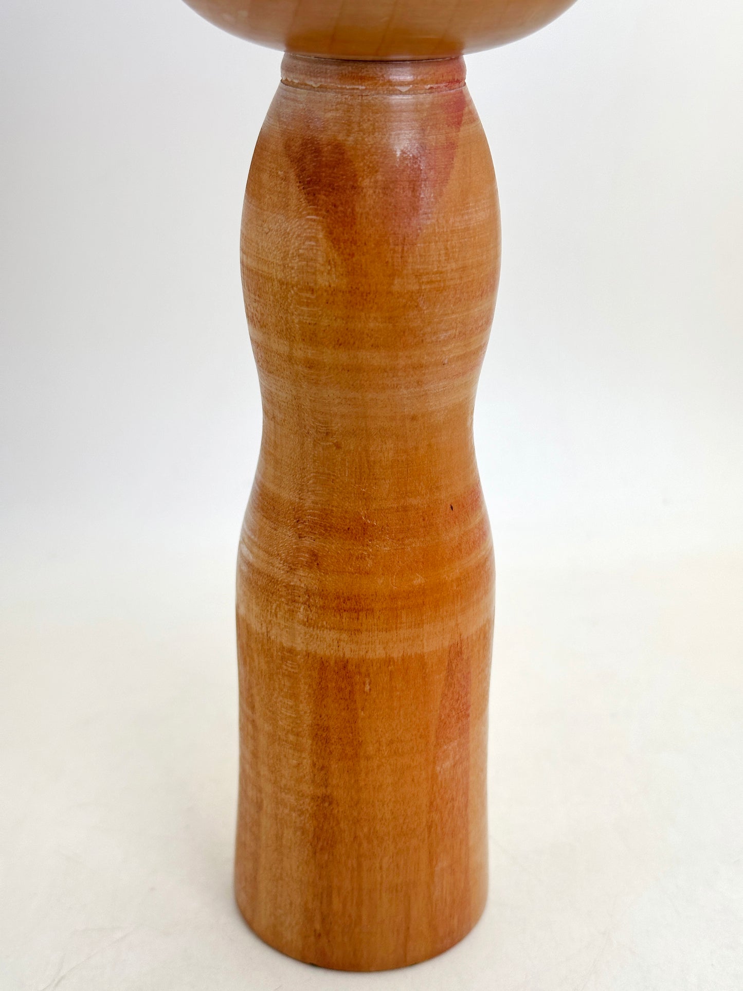 K25180 - Yajirō Kokeshi by Hisashiro Niiyama 新山久城
