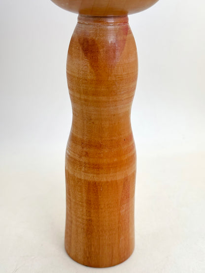 K25180 - Yajirō Kokeshi by Hisashiro Niiyama 新山久城