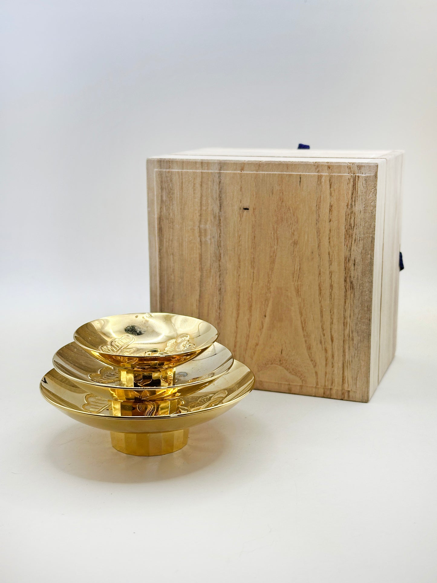 TB184 - Juego de copas ceremoniales Kinpai 金盃