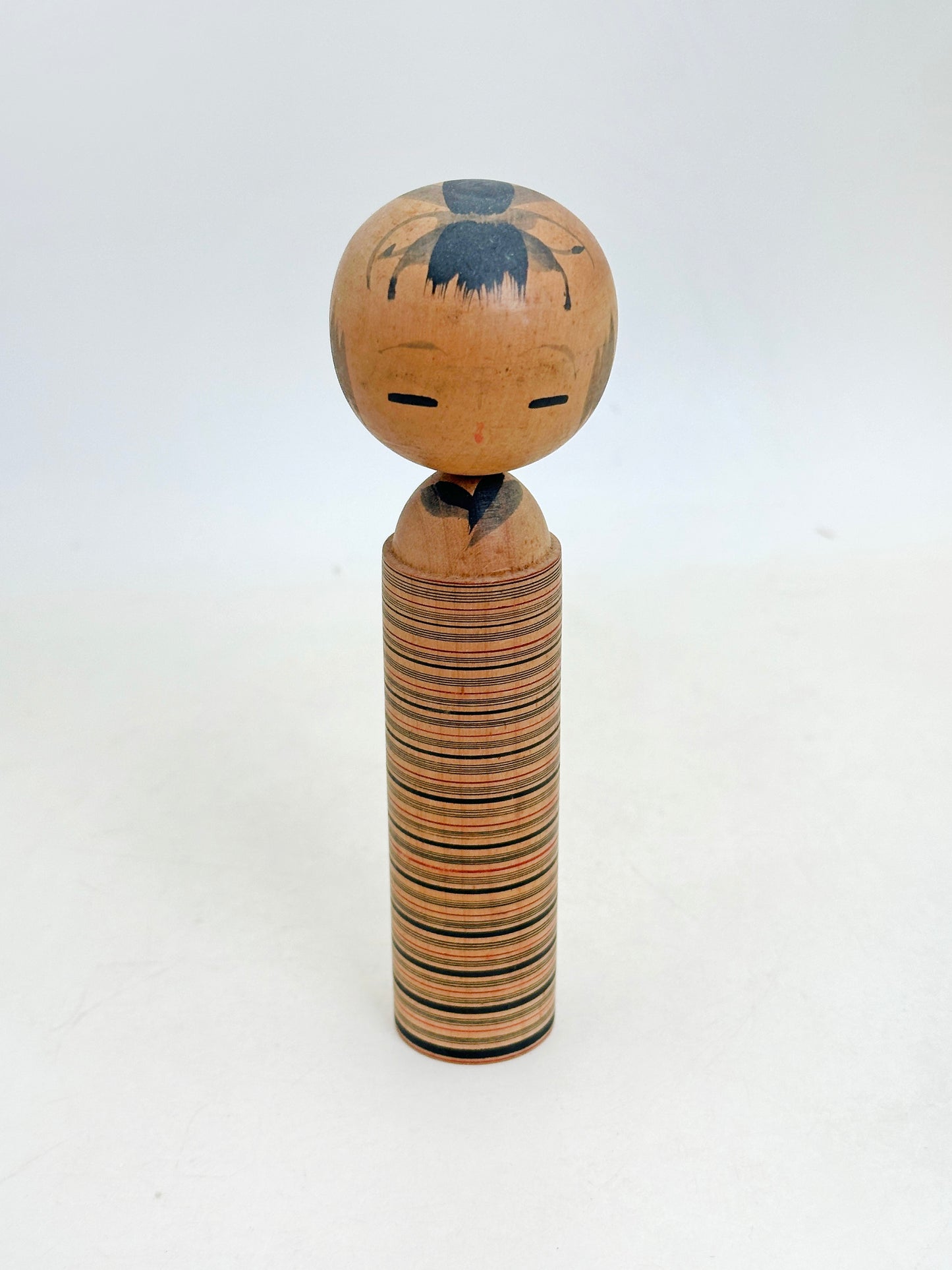 K15160 - Sosaku Kokeshi by Katase Kahei 片瀬快平