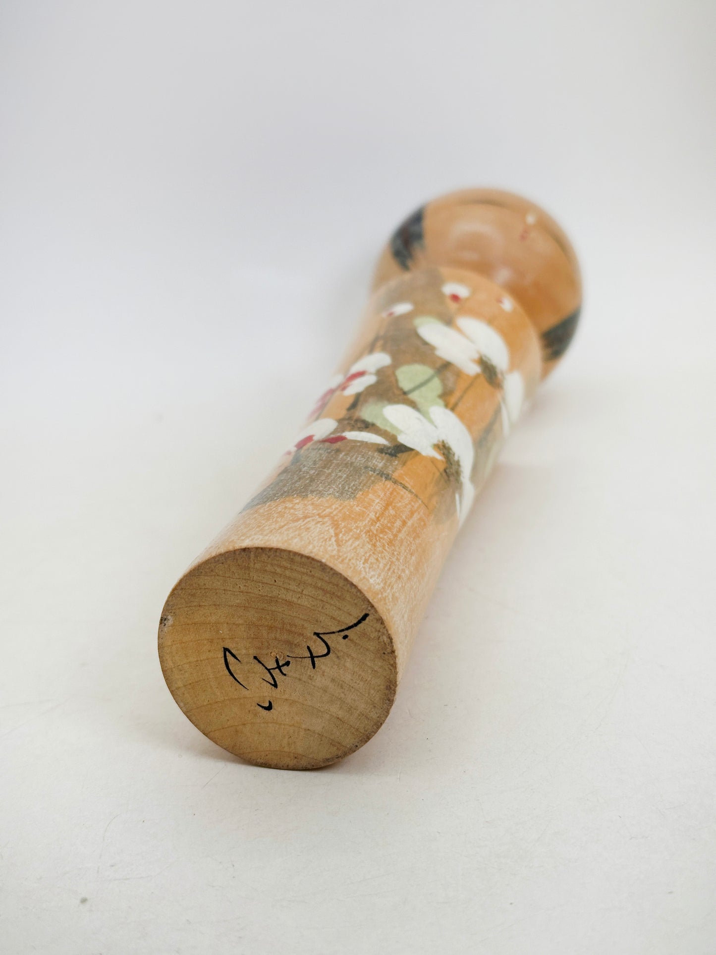 K25213 - Sosaku kokeshi from Tōhoku 東北