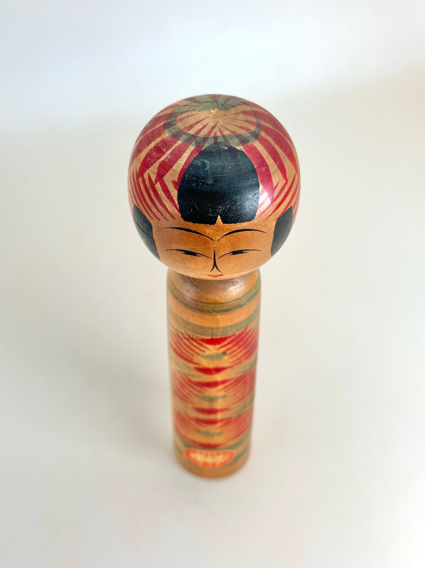 K15072 - Traditional Togatta kokeshi by Takeji Yamao 山尾武治