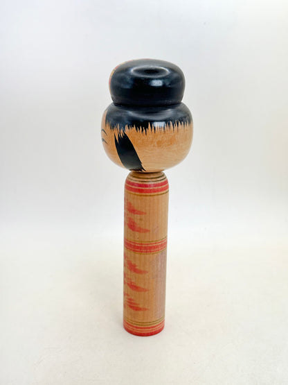 K18157 - Traditional Hijiori Kokeshi by Kobayashi Sadao 小林定雄