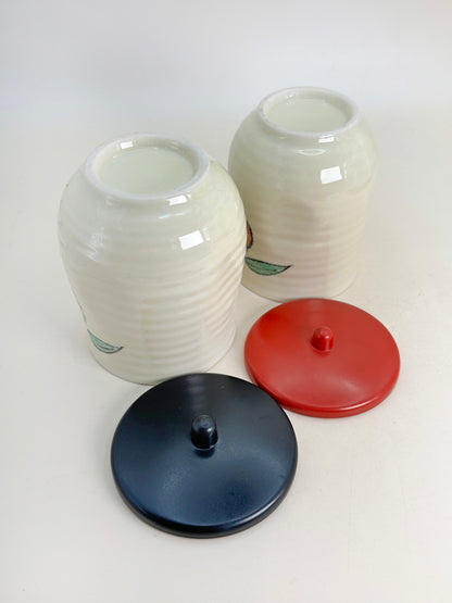 TB186 - Set of 2 Yunomi Tea Cups – Calligraphy by Aida Mitsuo