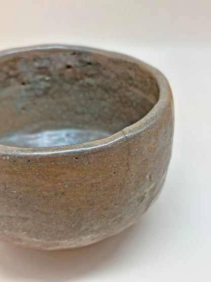 TC17 - Raku-yaki Matcha Bowl 楽焼 茶碗 – Grey Coral Glaze
