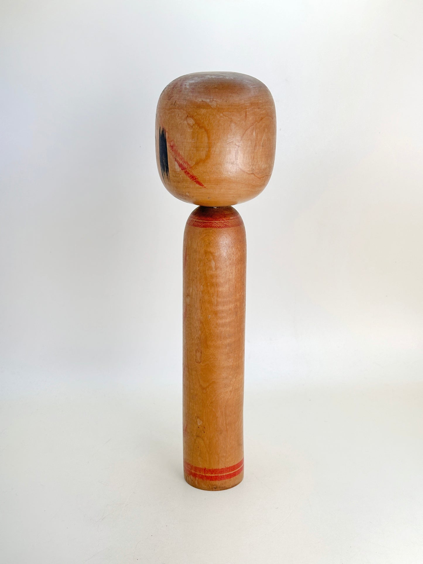 K25128 - Togatta Kokeshi by Sanzo Sato 佐藤三蔵