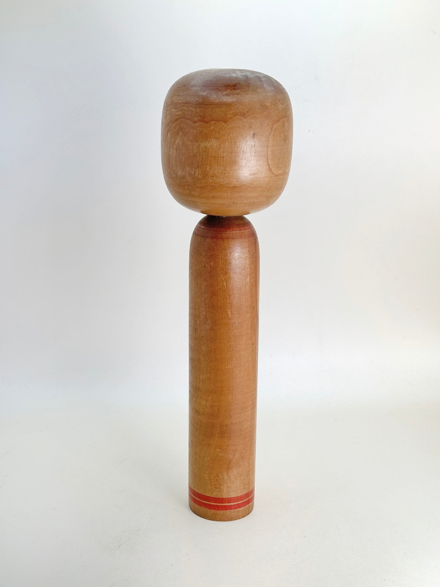 K25128 - Togatta Kokeshi by Sanzo Sato 佐藤三蔵