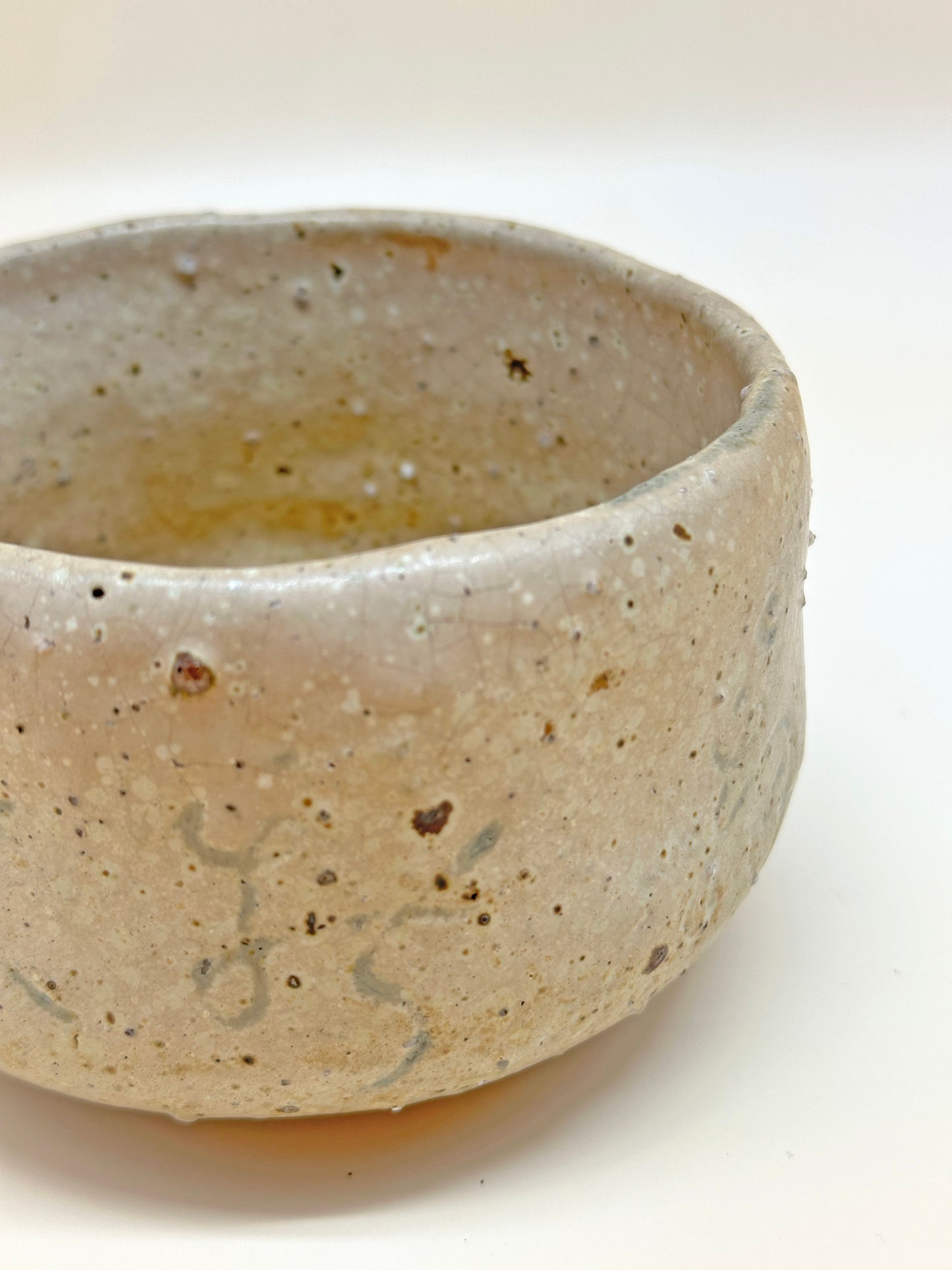 TC16 - Shino-yaki Matcha Bowl 志野焼 茶碗
