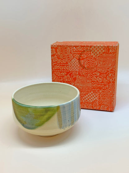 TC10 - Kiyomizu-yaki Matcha Bowl “Sakura” 清水焼 桜 茶碗