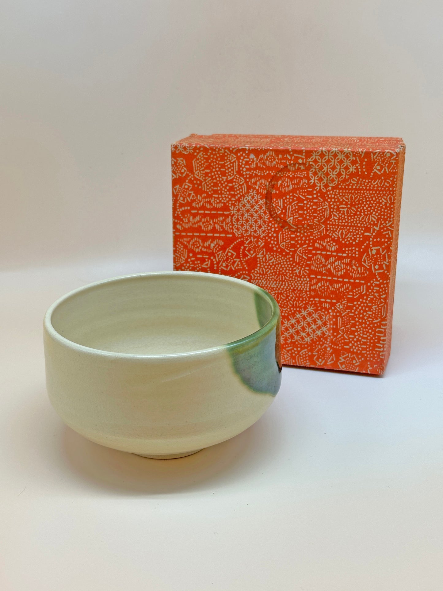 TC10 - Kiyomizu-yaki Matcha Bowl “Sakura” 清水焼 桜 茶碗