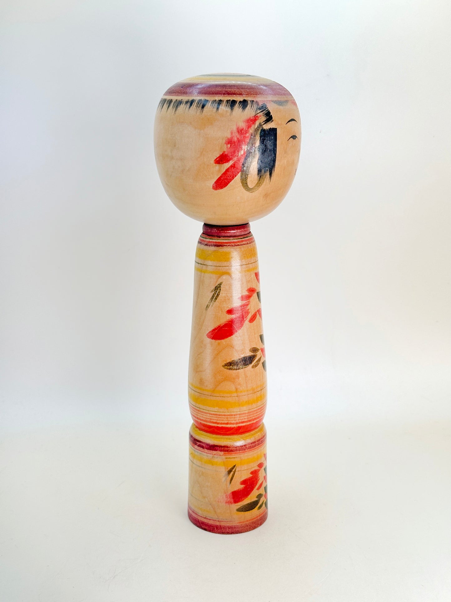 K25134 - Yajiro Kokeshi by Masao Saito 斎藤正夫