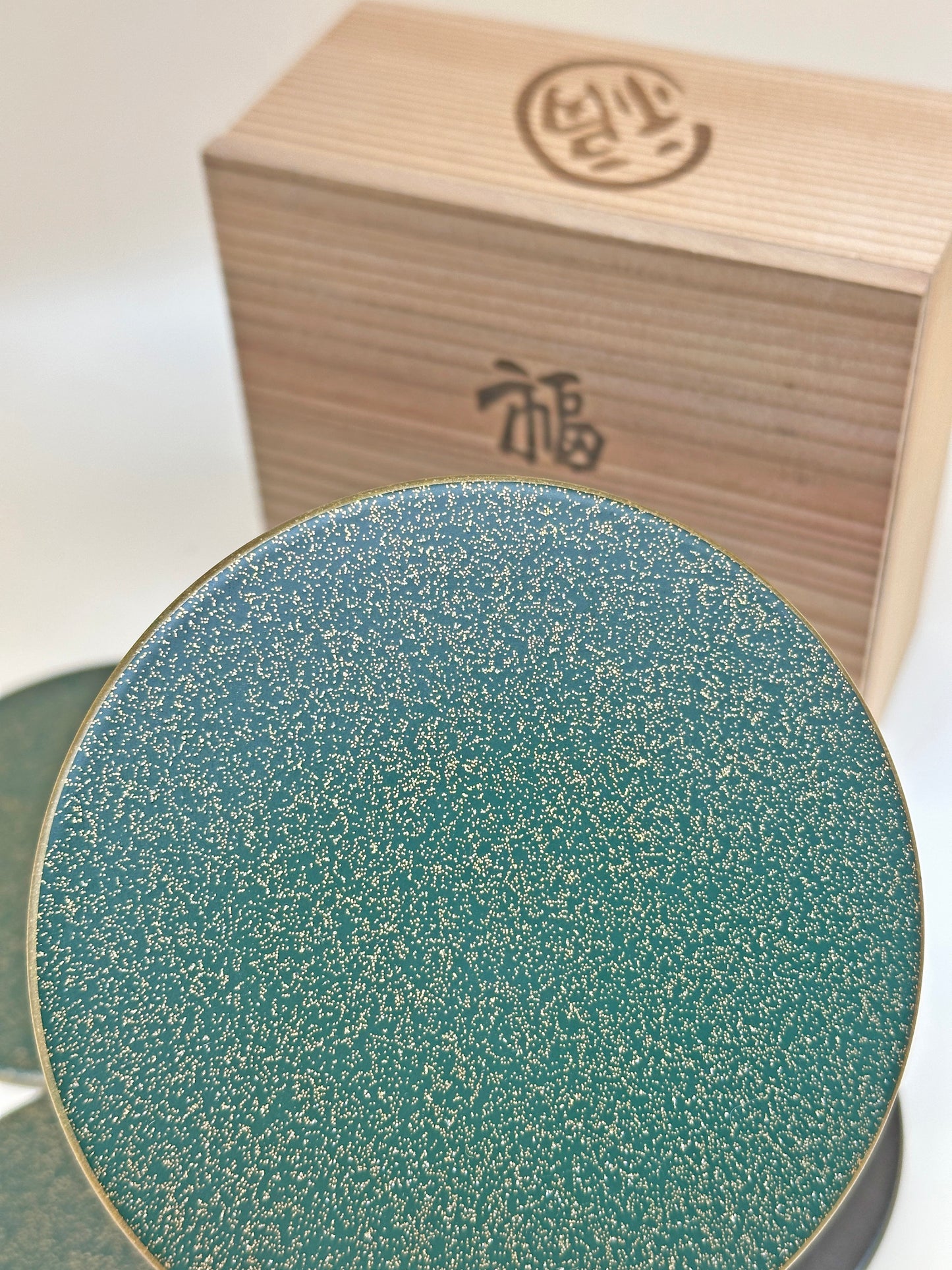 TB35 - Japan Laque Nouveau Cup Coaster Set