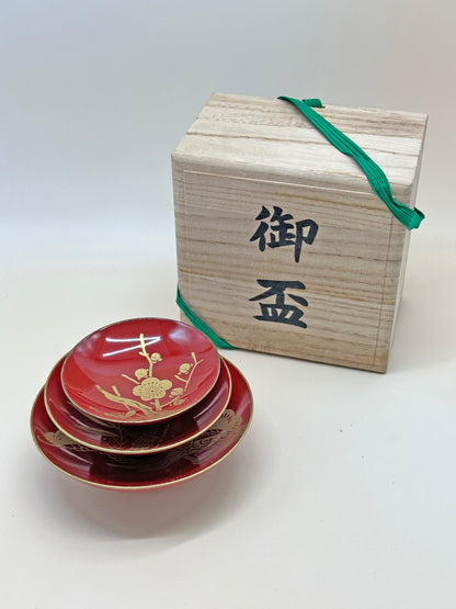 TB38 - Japan Lacquer Sakazuki cups 御盃