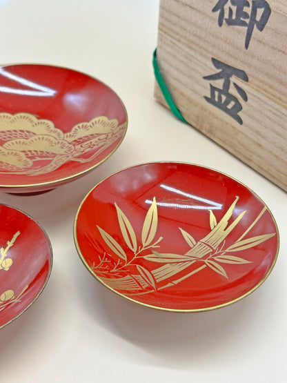 TB38 - Japan Lacquer Sakazuki cups 御盃