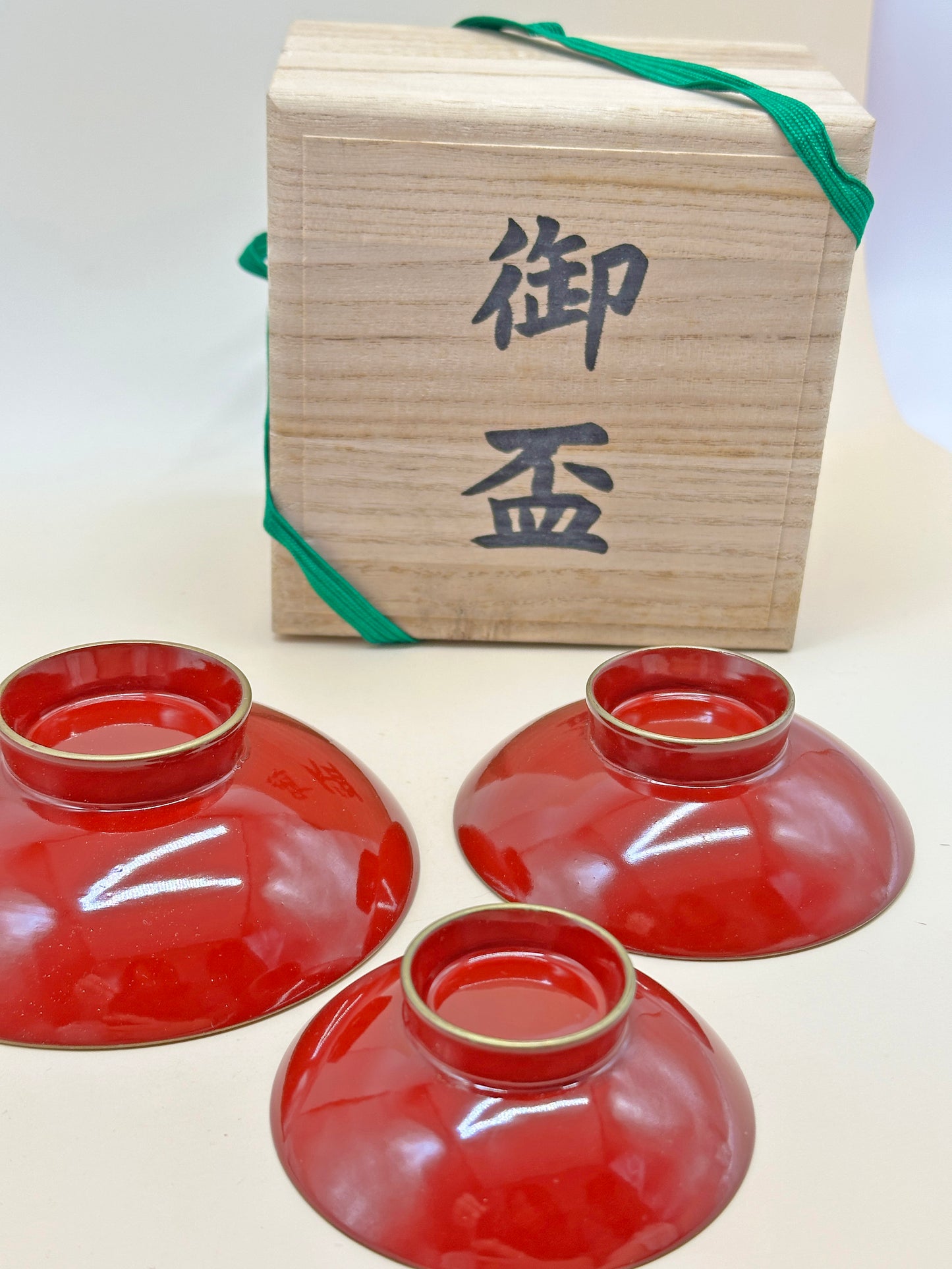 TB38 - Japan Lacquer Sakazuki cups 御盃