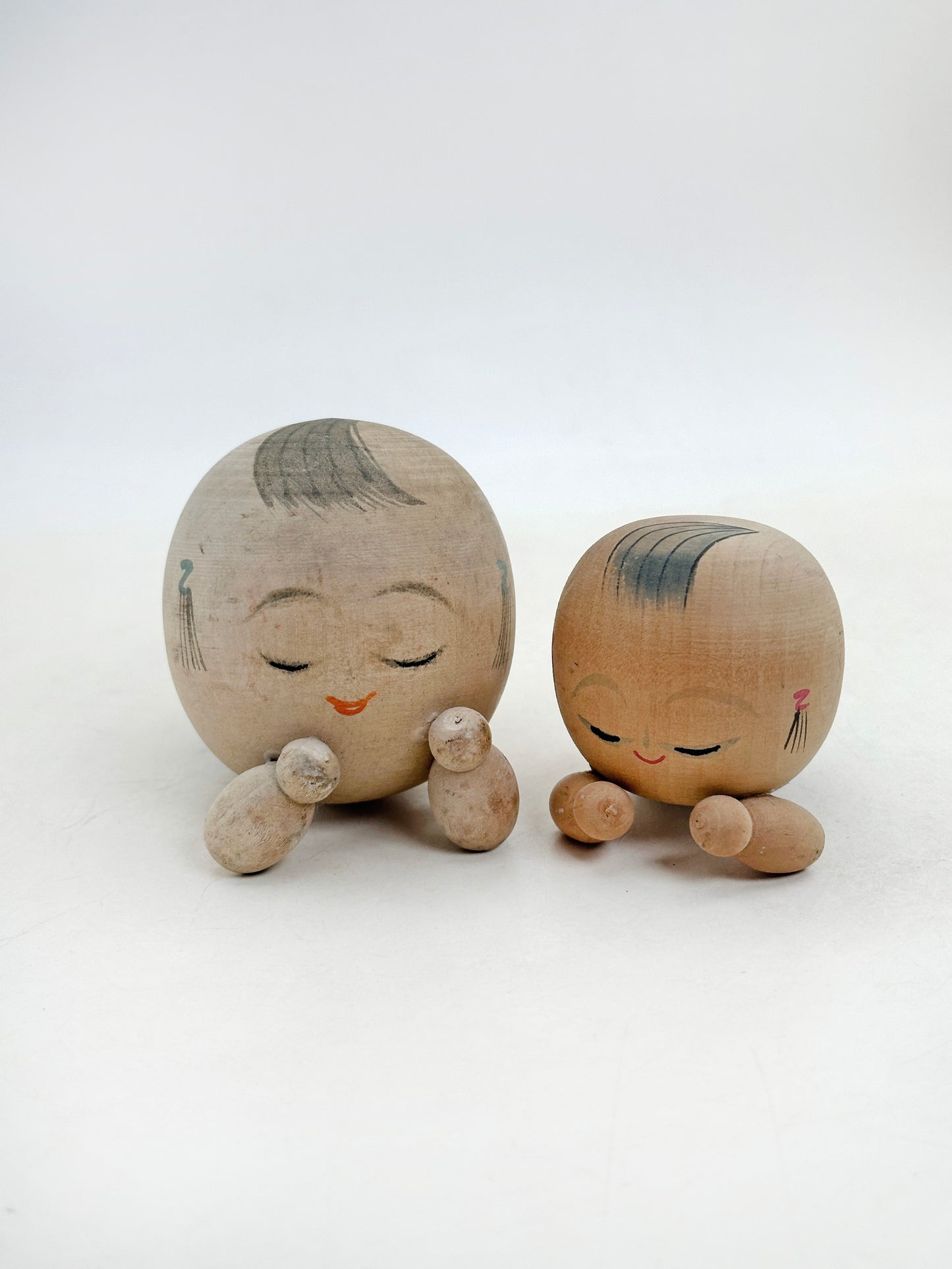 K05070 - Omiyage Kokeshi from Hakone Onsen 箱根