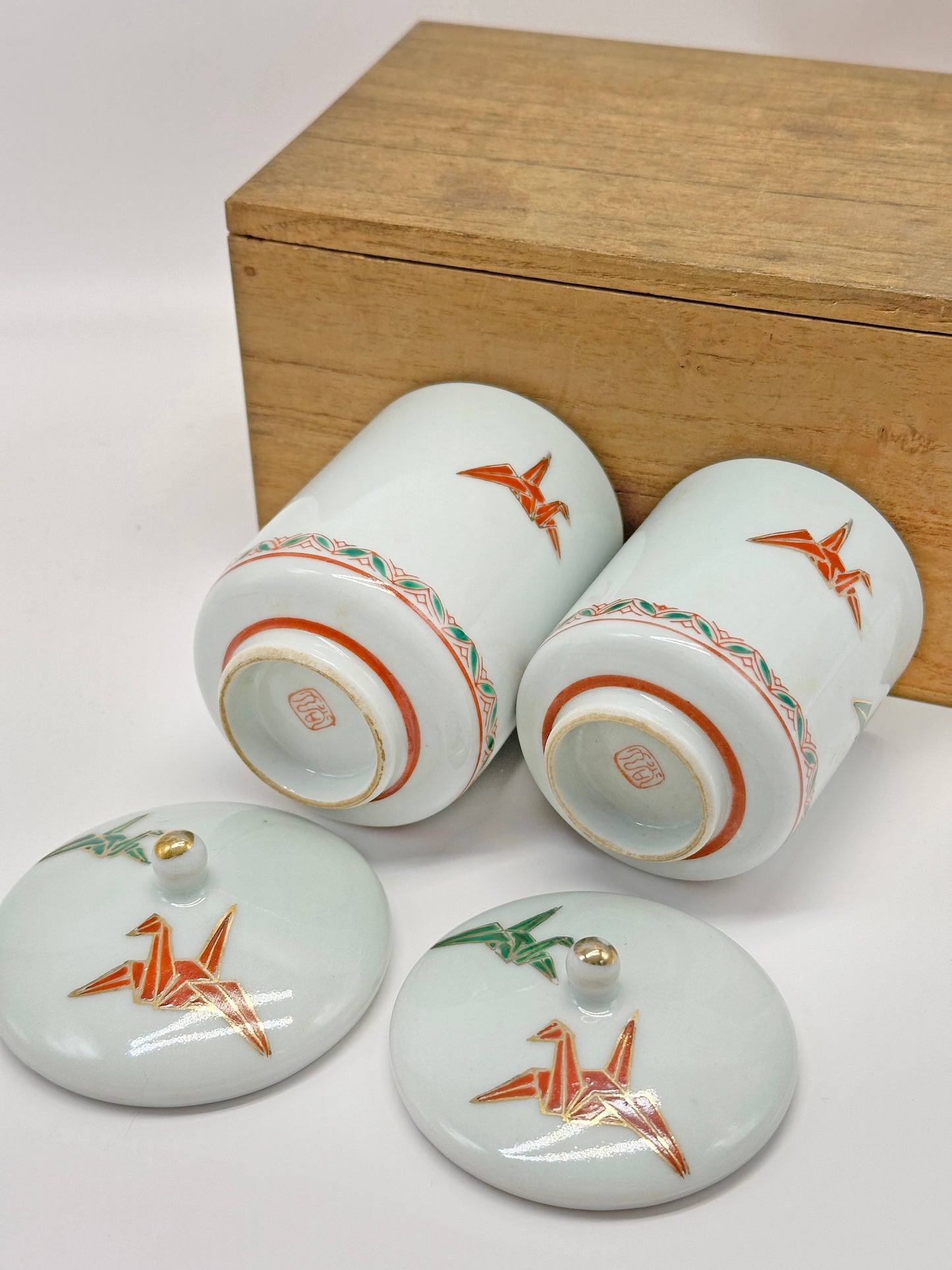 TB36 - Kutani-yaki yunomi tea cups with lids 九谷焼