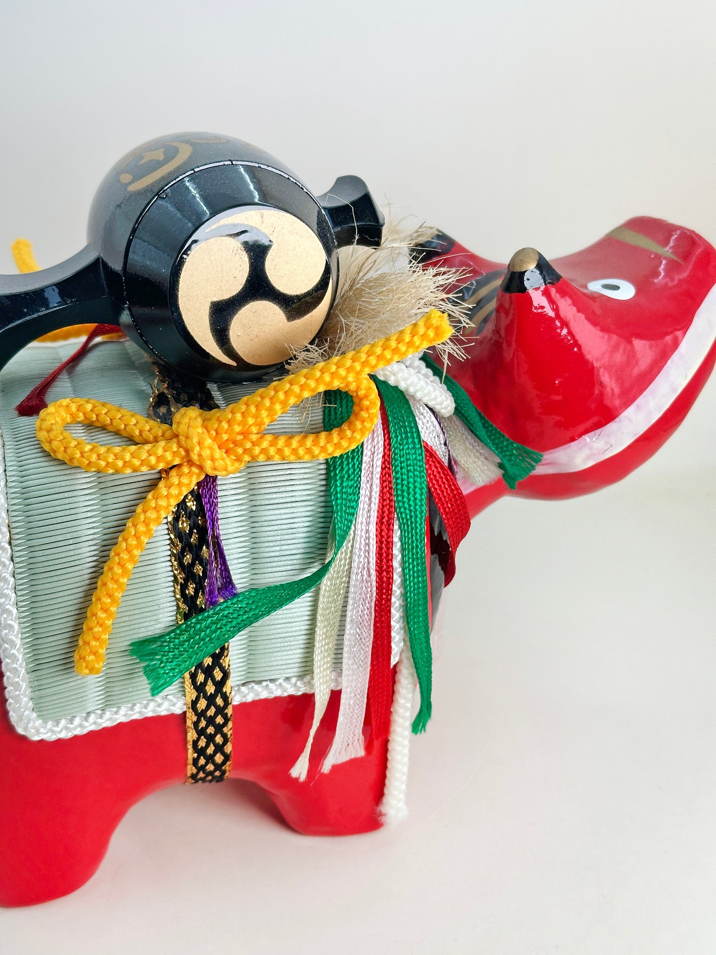 FT331 - Hariko Akabeko – Red Cow Paper Mache 赤べこ