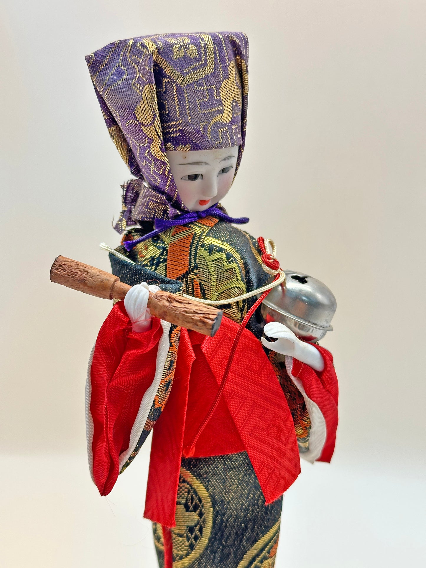 FT221 - Miyazaki Kyōdo Ningyō Folk Doll – Tsurutomi-hime  鶴富姫
