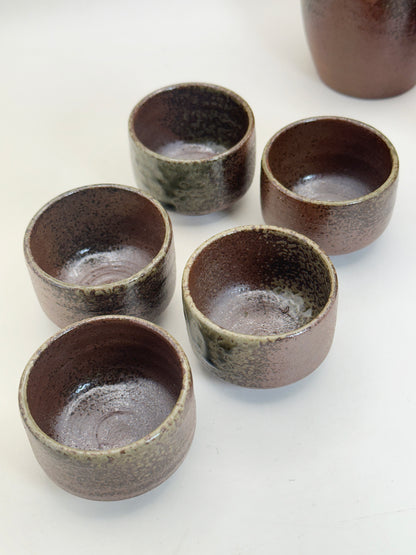 TB457 - Tamba Tachikui Ware Sake Set 立杭焼