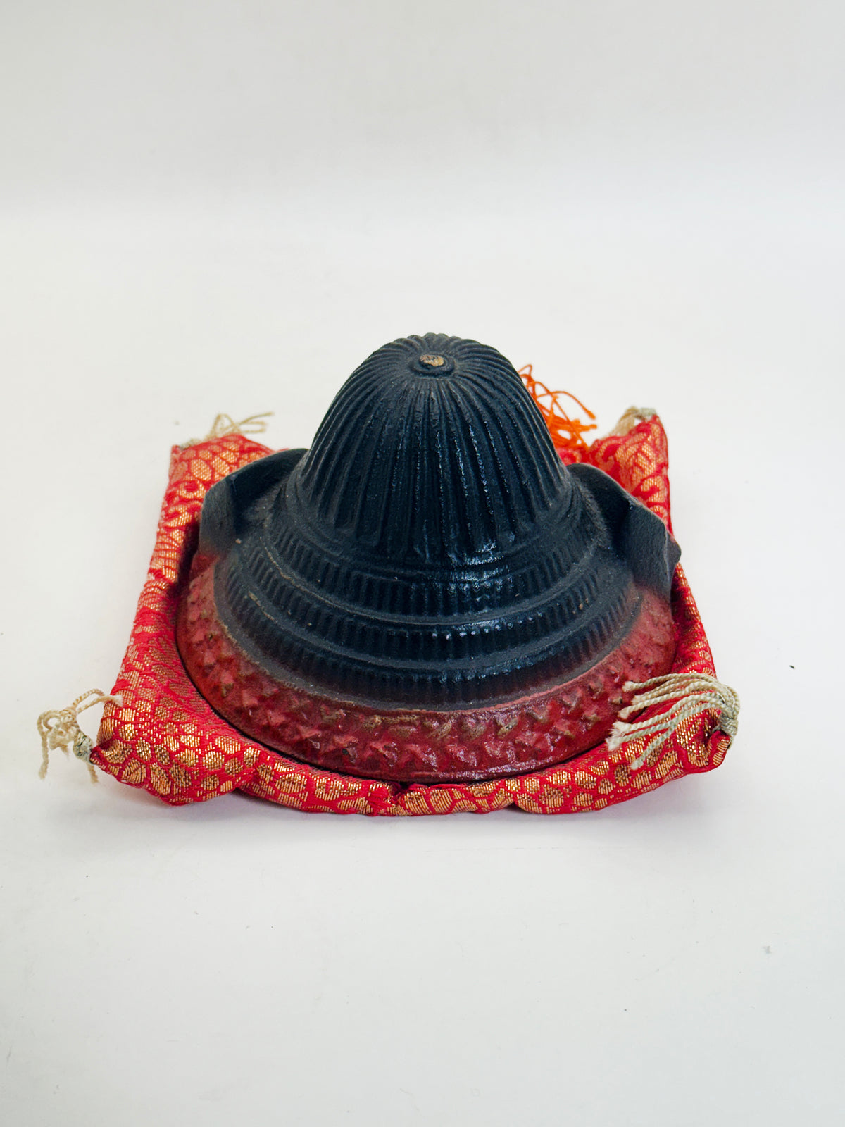 FT623 -  Cast Iron Samurai Helmet Ornament 兜