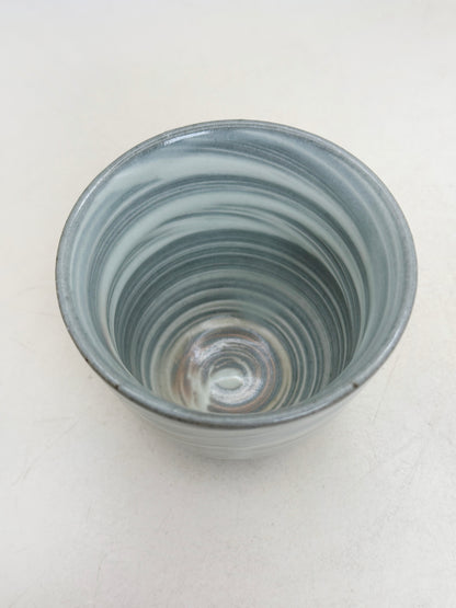 TB304 - Hakeme Tea cup by Tachikichi たち吉