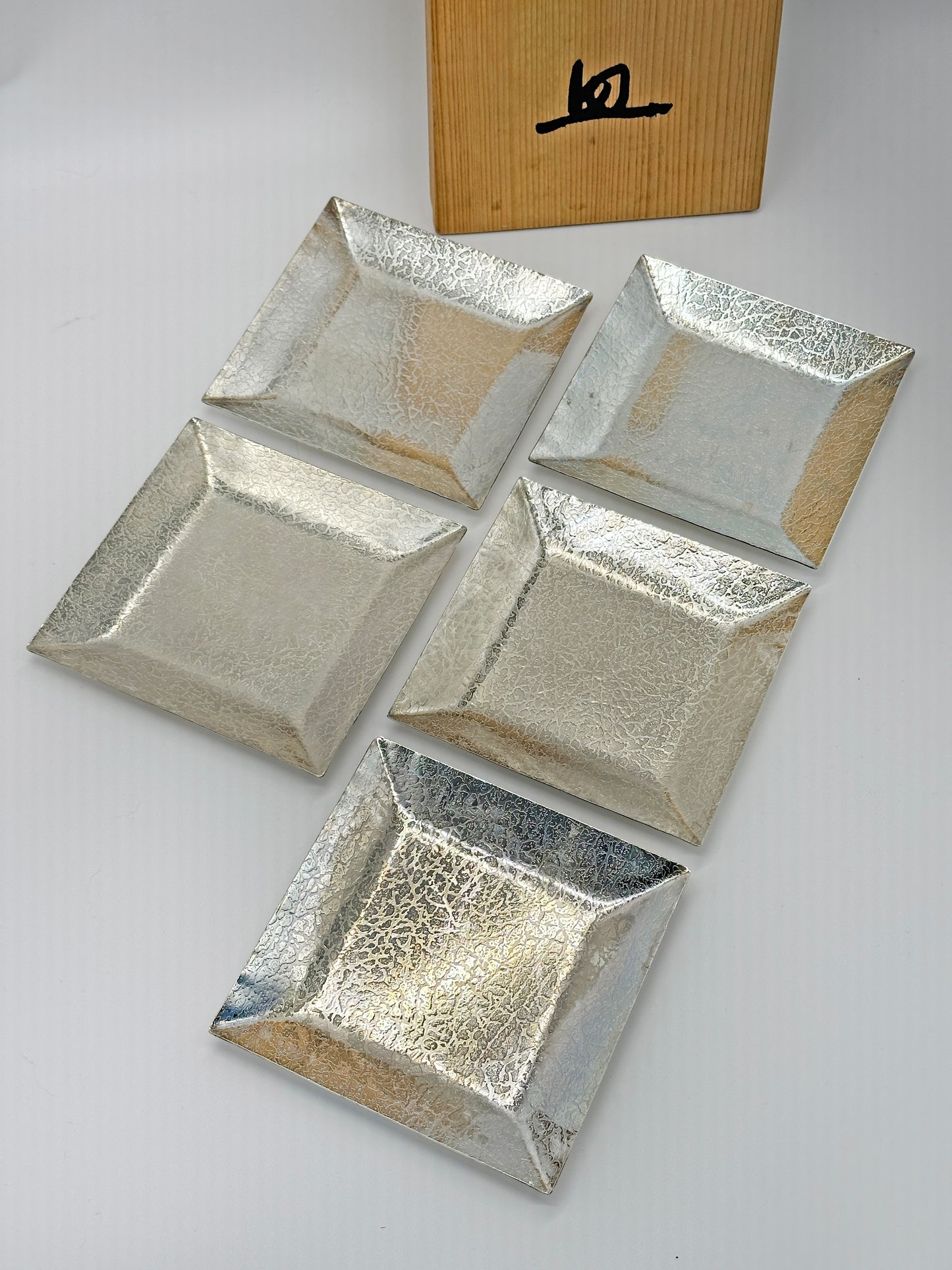 TB46 - AZUMA Silver-Finished Individual Plates set 銀仕上 銘々皿