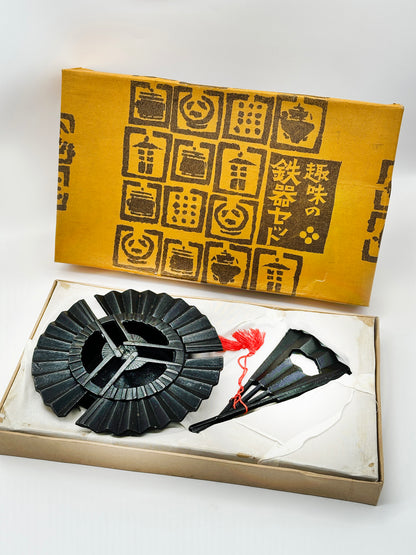 TB49 - Japanese Cast Iron Ashtray & Bottle Opener Set 南部鉄器
